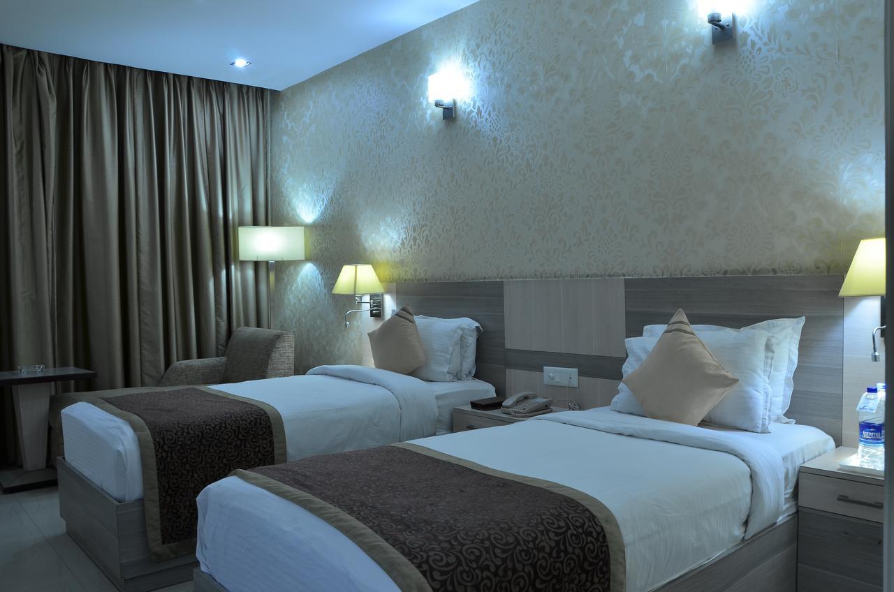 Days Hotel Neemrana Exterior foto